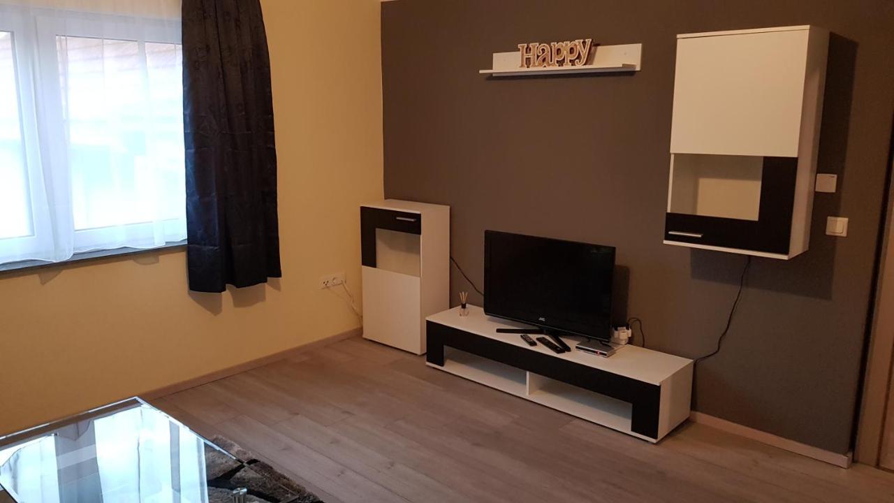 Gemutliche 3-Zimmer Wohnung Saal an der Donau Exterior photo