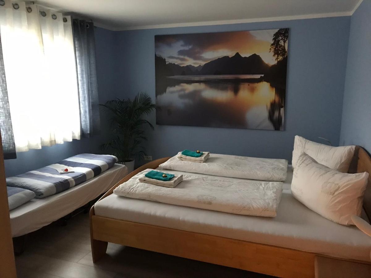 Gemutliche 3-Zimmer Wohnung Saal an der Donau Exterior photo